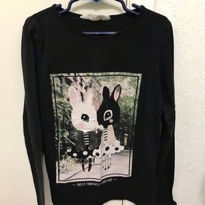Long sleeve graphic tee